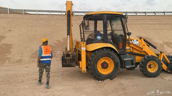 Renting all types of heavy equipment 3