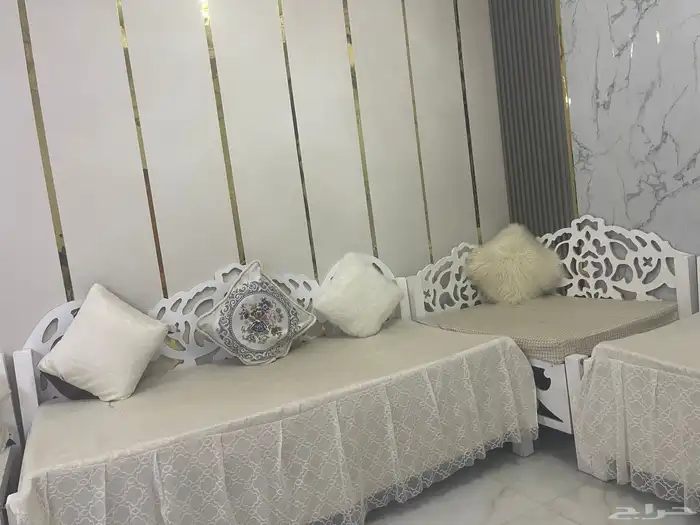 للبيع كراسي خشب 4