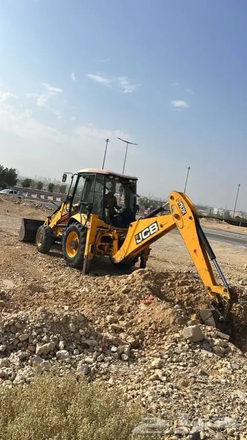 جي سي بي للاايجار 1