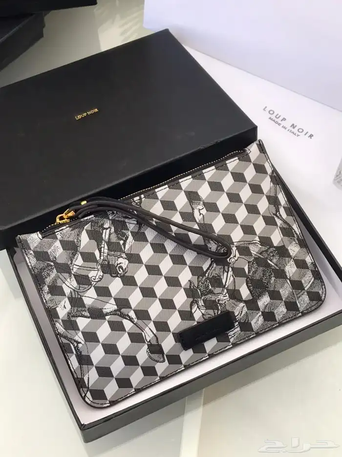 باوتشات لوب نوير توب كوالتي 25