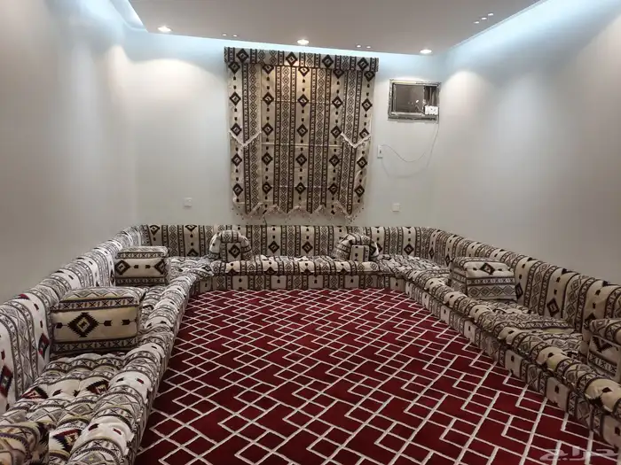 تفصيل سقف قرميد مع تلبيس قماش ومجالس عربيه 2