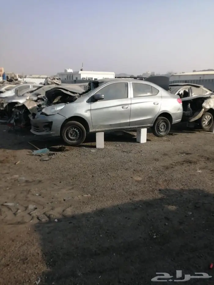 قطع غيار متسوبيشي مستعمل تشليح 7