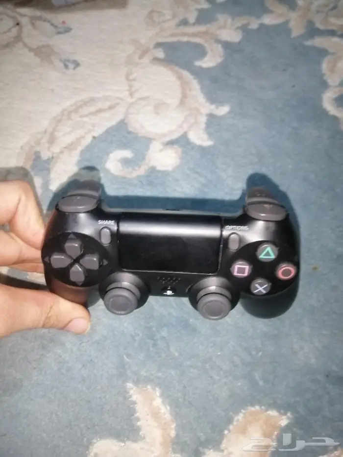 يد سوني 4 اصلي نظيفه 1