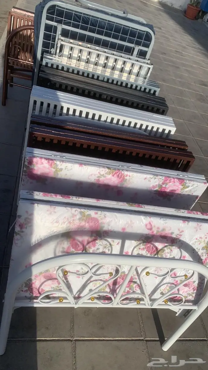 أسرة و دواليب 0