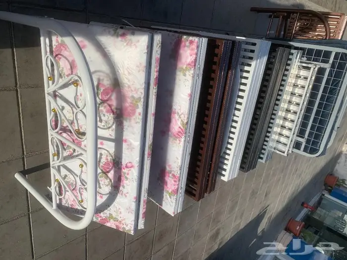 أسرة و دواليب 1