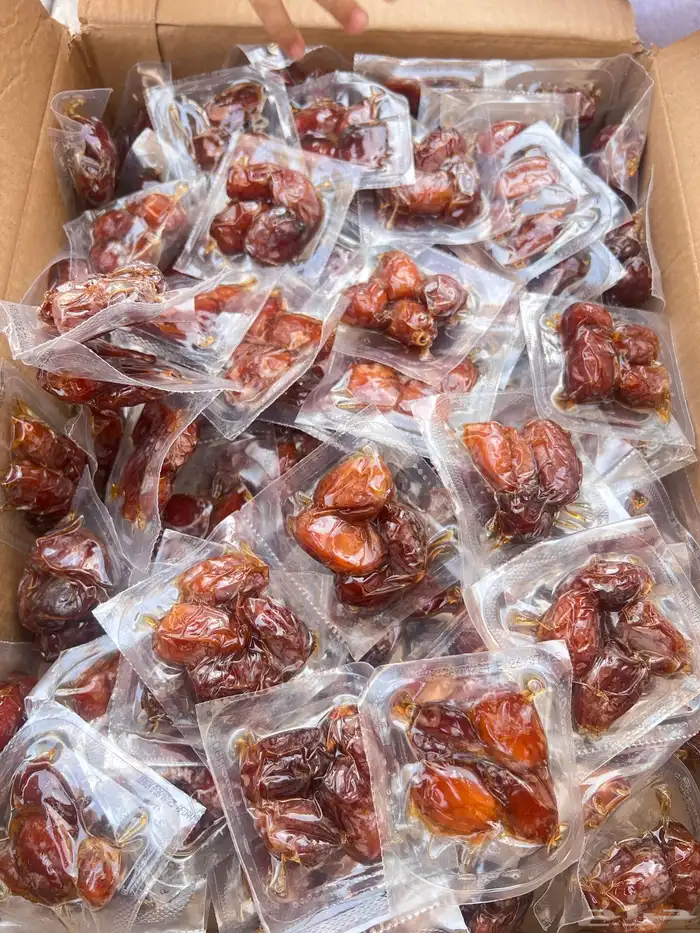 نورفاد تمور خلاص كميات تفطير مربعات 7