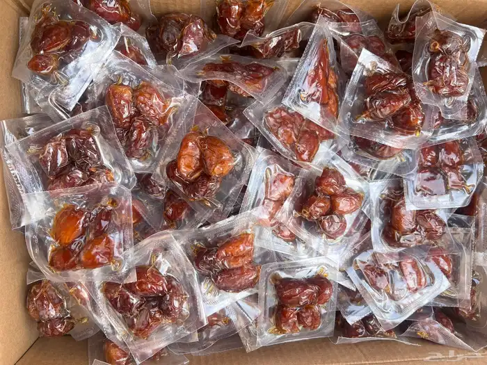 نورفاد تمور خلاص كميات تفطير مربعات 6