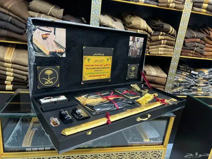 درع ملازم سيف رتبة بشت هدية تخروج تكريم دروع سيوف جملة 11