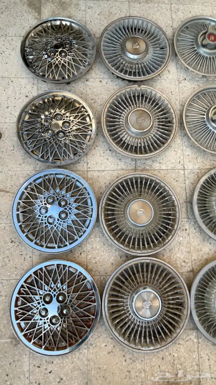 قطع كرسيدا 84-88 معظمها جديدة وأصليه 22