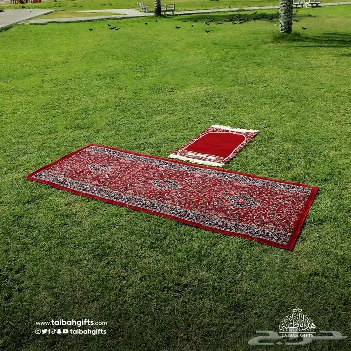 سجاد ومصلى مدني للصلاة 0
