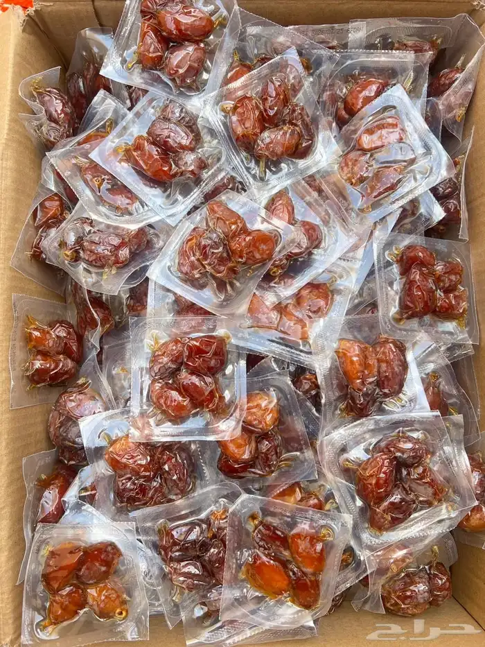 نورفاد تمور خلاص كميات تفطير مربعات 1