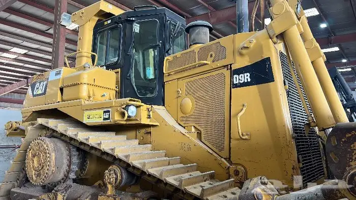 بلدوزر كتربلر CAT ايجار D9R - D8R 0
