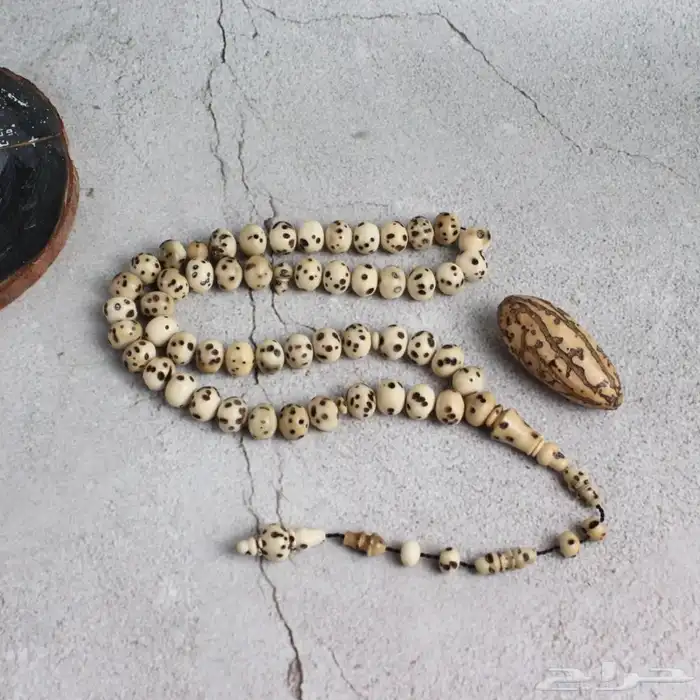 سبحة خشب الفاوانيا (عود الصليب) 1