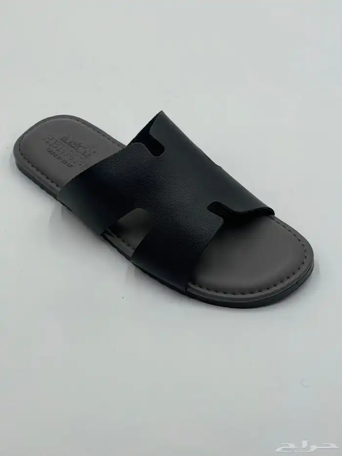 تميز ب حذاء هرمز ب ارضيه مريحه 1