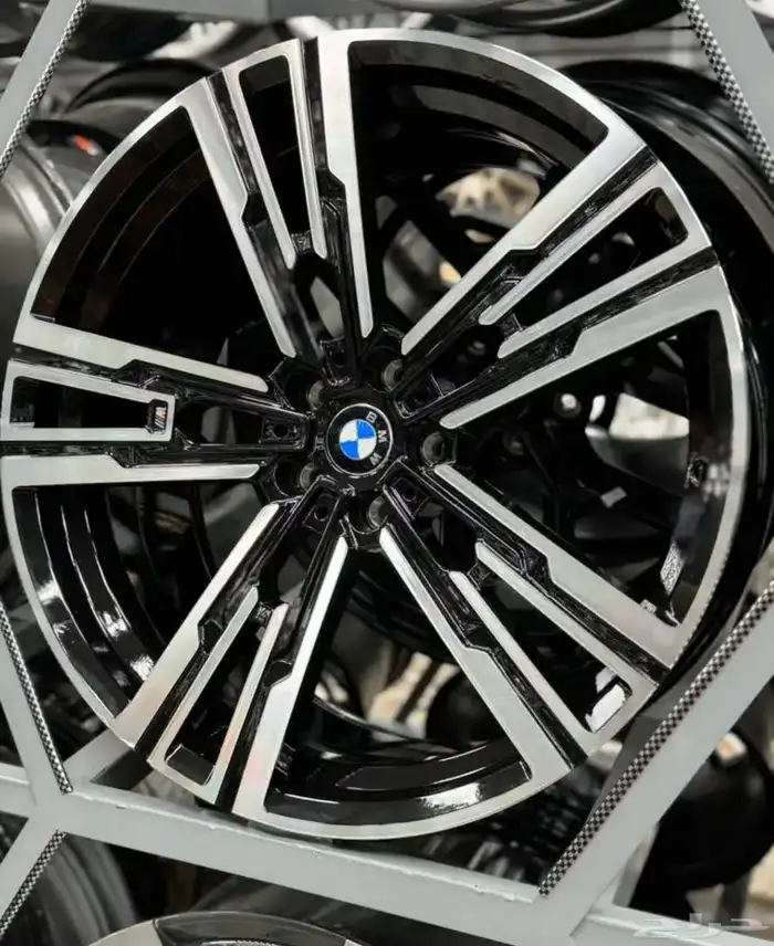 جنوط بي ام دبليو الفئة 7 موديل 2024 19