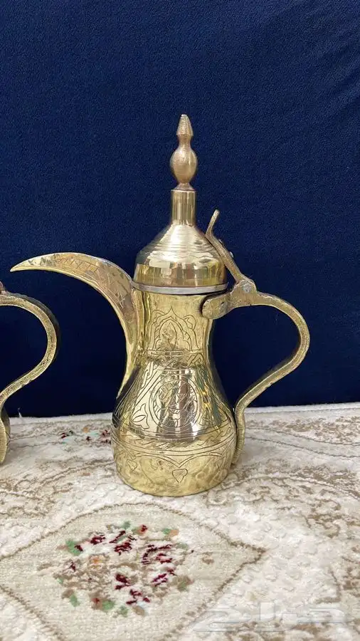 دلة طقم دلال رسلان اصلية وقديمة منقوشة ختم الصانع فايز 4
