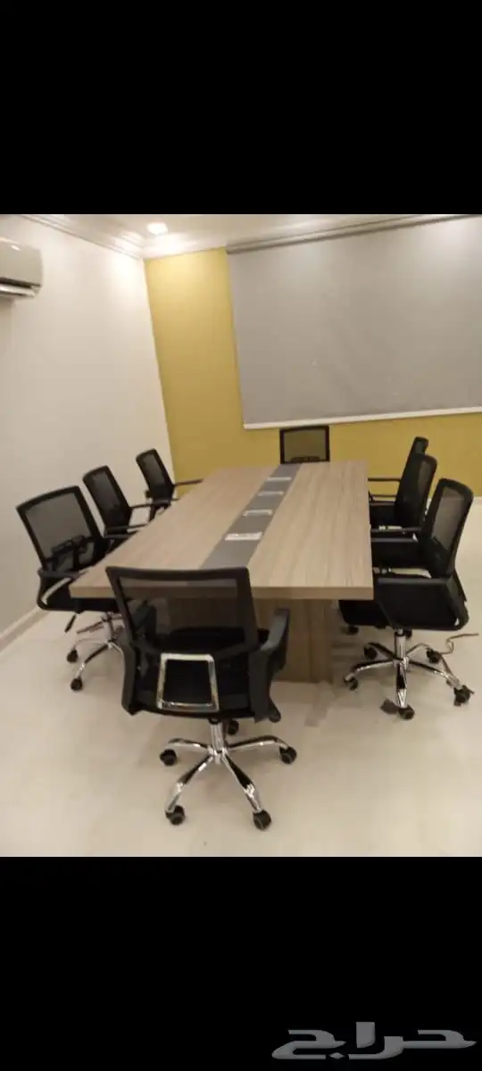 اثاث المكاتب  طاولات   كراسي   كنب   دولاب. meeting table 10