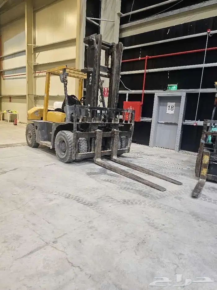 رافعه شوكية فوركلفت للايجار والمشاوير forklift for rent 14