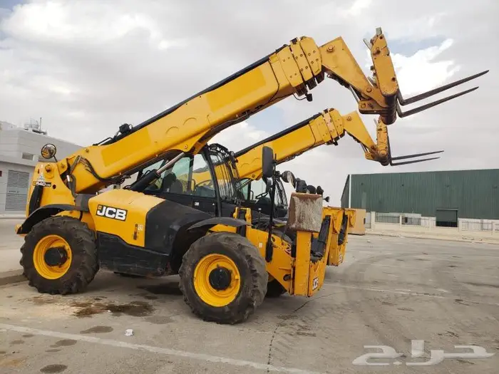 رافعه شوكية فوركلفت للايجار والمشاوير forklift for rent 25