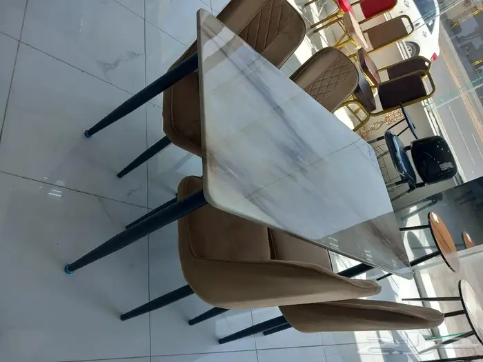 طاولات طعام عروض 5