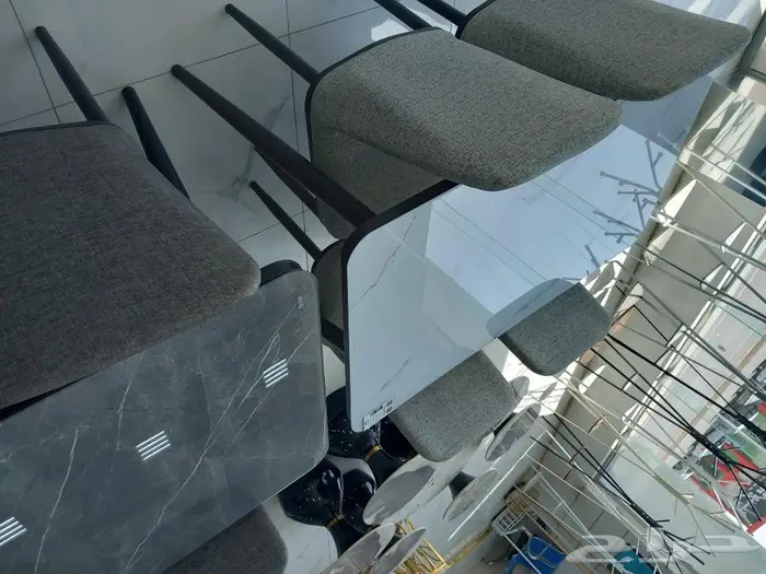 طاولات طعام عروض 18