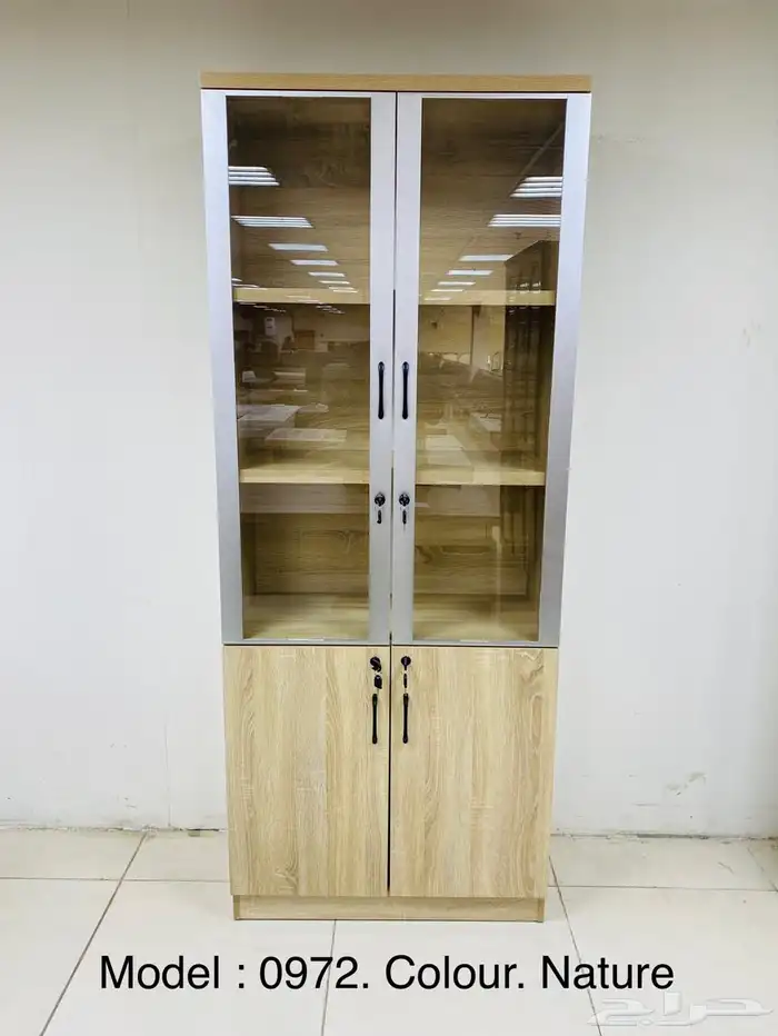 اثاث المكاتب  طاولات   كراسي   كنب   دولاب. meeting table 8