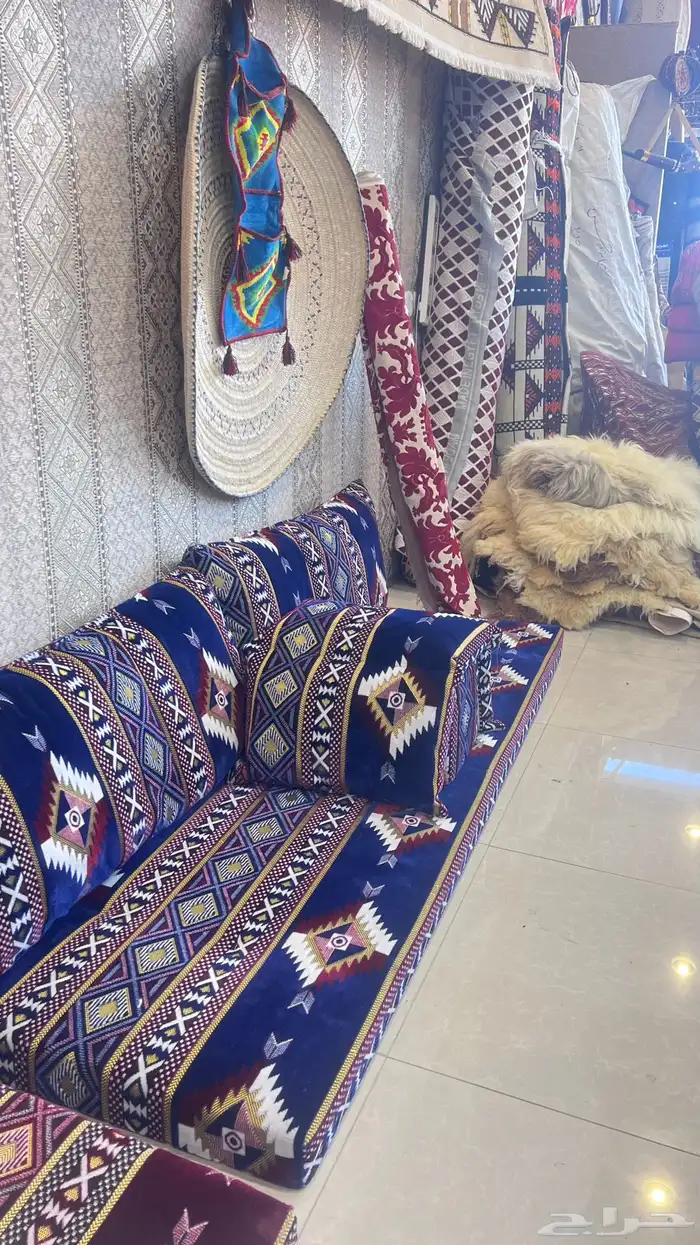 كراسي حديد وجلسات شعبية 2