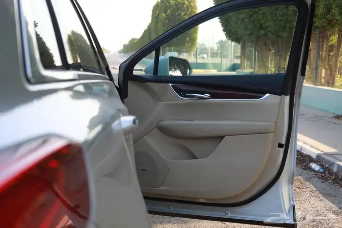 كاديلاك xt5 2017 2