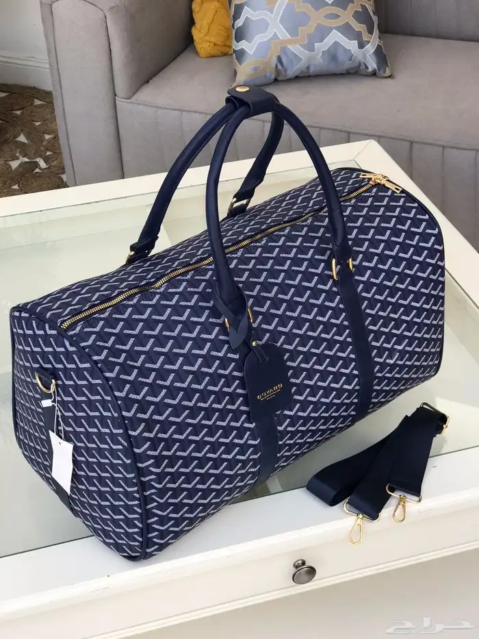 شنط رحلات طبق الأصل 20