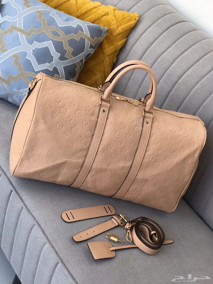 شنط رحلات طبق الأصل 6