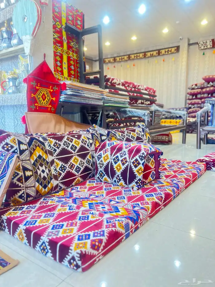 كراسي حديد وجلسات شعبية 10