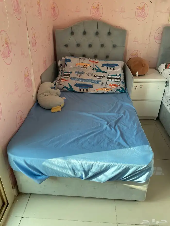 سرير اطفال 0