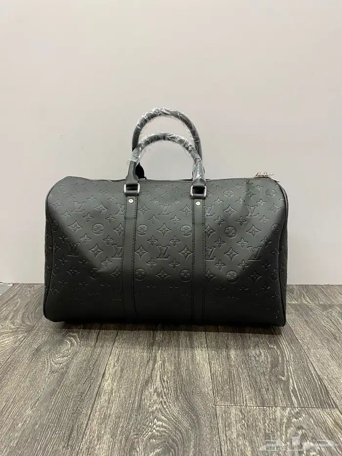 شنط السفر من lv 20