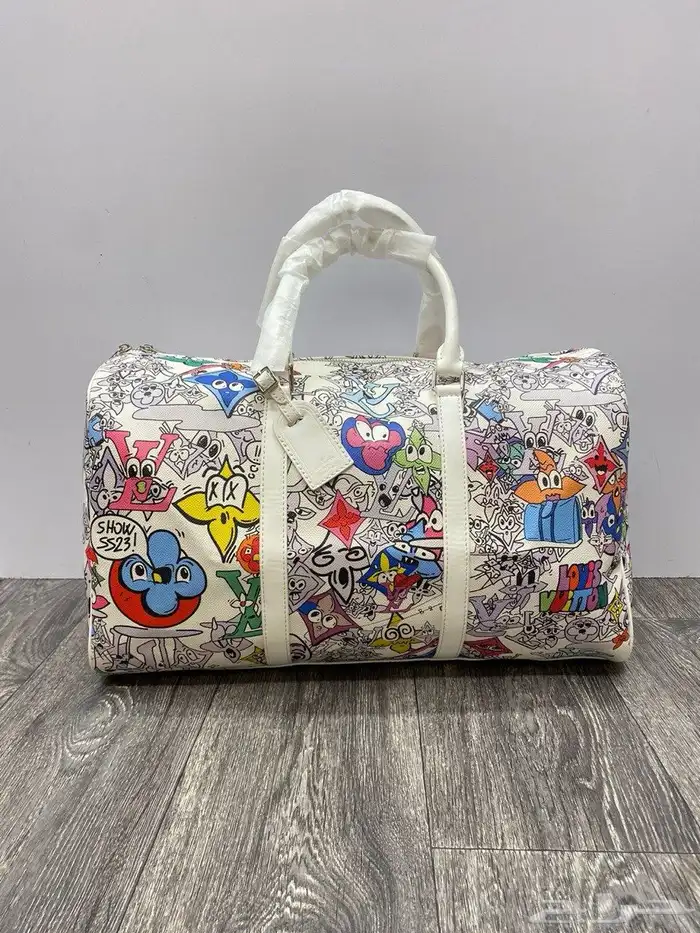 شنط السفر من lv 11