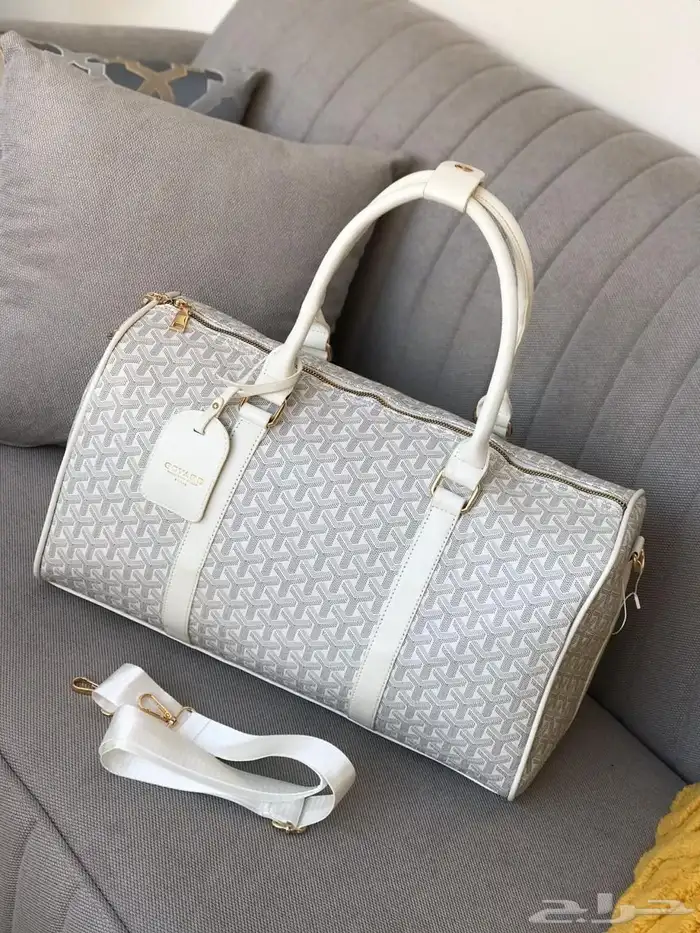 شنط رحلات طبق الأصل 17