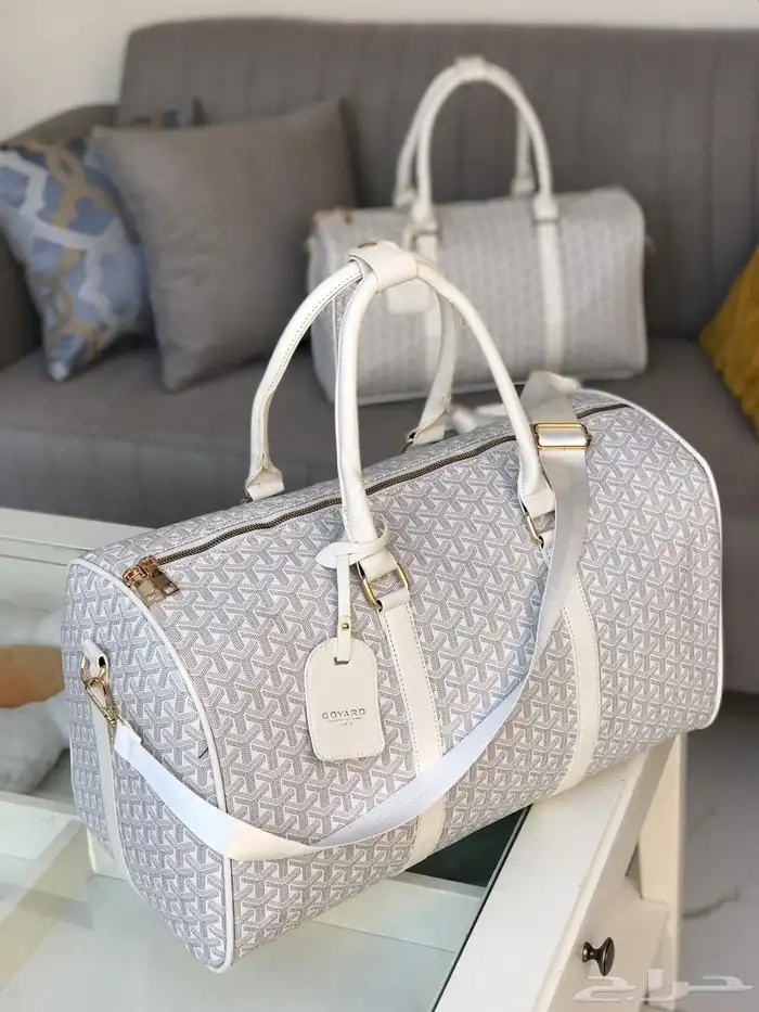 شنط رحلات طبق الأصل 24