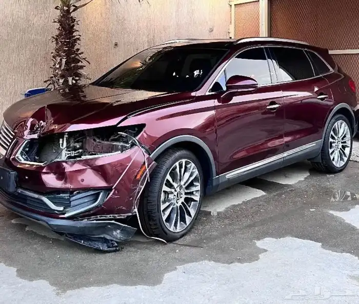 ورشة ميكانيكا و كهرباء و سمكرة لجميع انواع السيارات ب 40