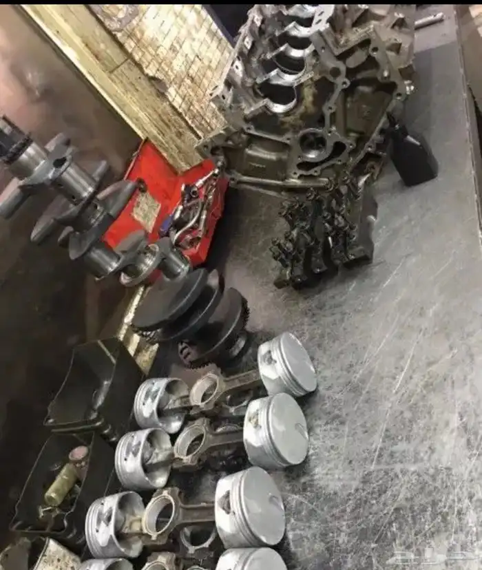 ورشة ميكانيكا و كهرباء و سمكرة لجميع انواع السيارات ب 9