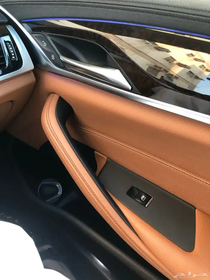 قطع داخلية بي ام دبليو مقابض ابواب ازرار مفاتيح مكيف انوار 11