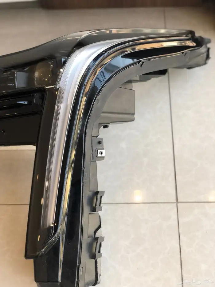 شمعه XT4 يمين ويسار من 19-23 4