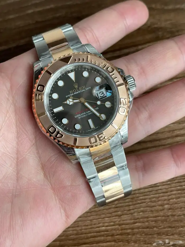 دلع يدك بأجمل ساعات العالم من متجر نايا 14