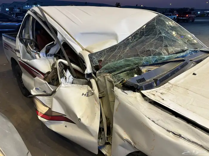 ورشة ميكانيكا و كهرباء و سمكرة لجميع انواع السيارات ب 37