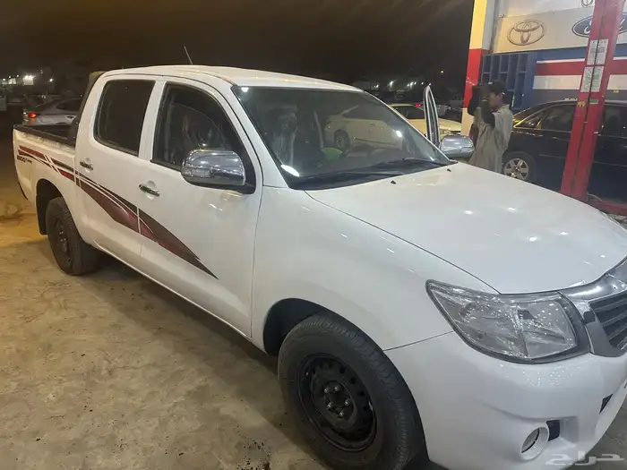 ورشة ميكانيكا و كهرباء و سمكرة لجميع انواع السيارات ب 49