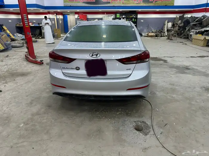 ورشة ميكانيكا و كهرباء و سمكرة لجميع انواع السيارات ب 32