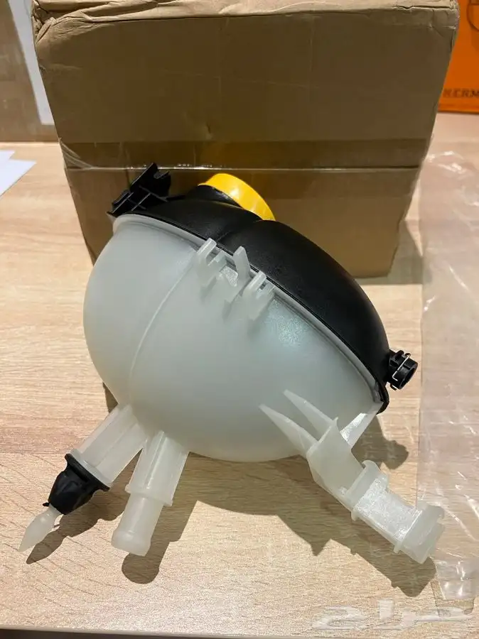 قربة ماء مرسيدس 1