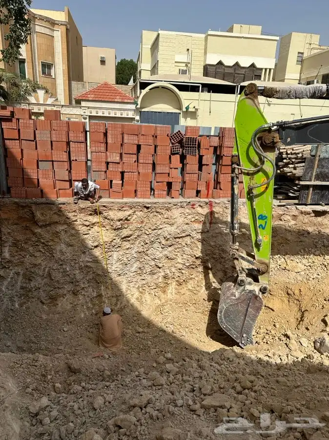 بوكلين حفر وترحيل 4