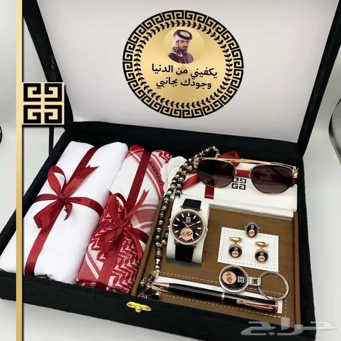 طقم رجالي فخم مع طقم ساعه بالاسم 5