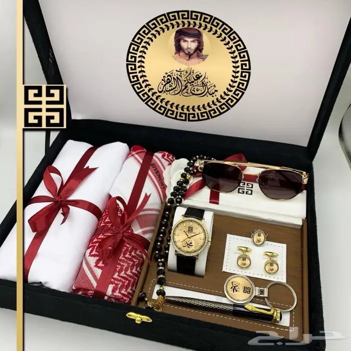 طقم رجالي فخم مع طقم ساعه بالاسم 8