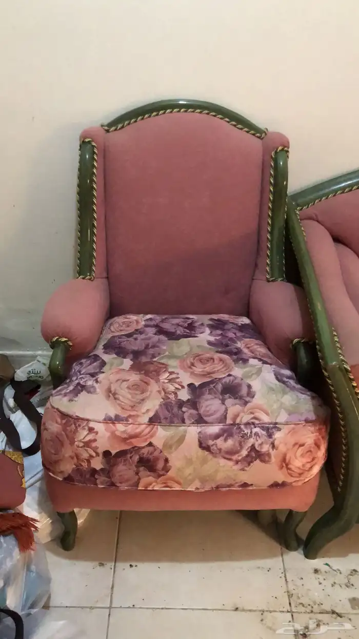 كنب مستعمل نظيف .. خشب ثقيل جدا 3
