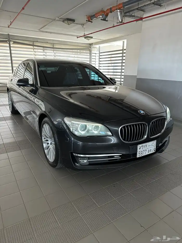 BMW 740 2014 تم البيع 1